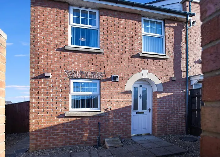 Charming 3 Bedroom House In Hartlepool, Sleeps 5