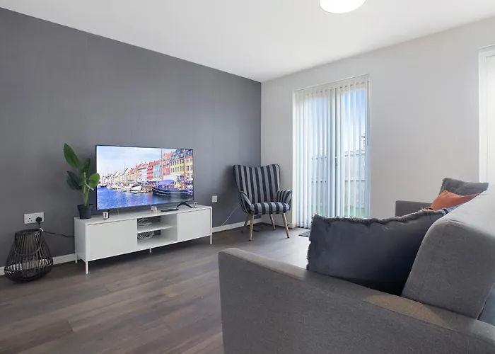Charming 3 Bedroom House In Hartlepool, Sleeps 5