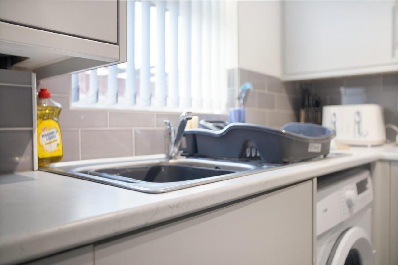 Apartment Charming 3 Bedroom House In Hartlepool, Sleeps 5